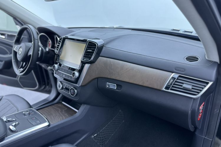 Used BAIC Off-Road BJ90 2021 3.0T Zhenrong Edition Interior 14