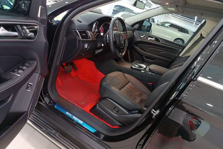 Used BAIC Off-Road BJ90 2021 3.0T Zhenrong Edition Interior 2