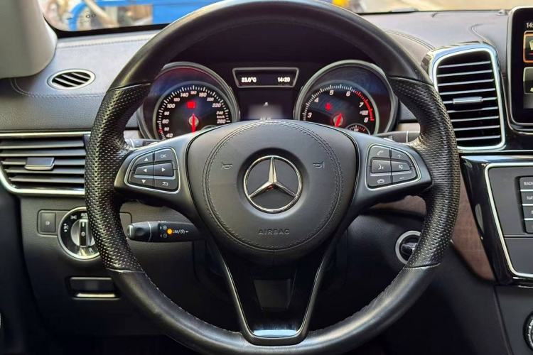 Used BAIC Off-Road BJ90 2021 3.0T Zhenrong Edition Interior 2