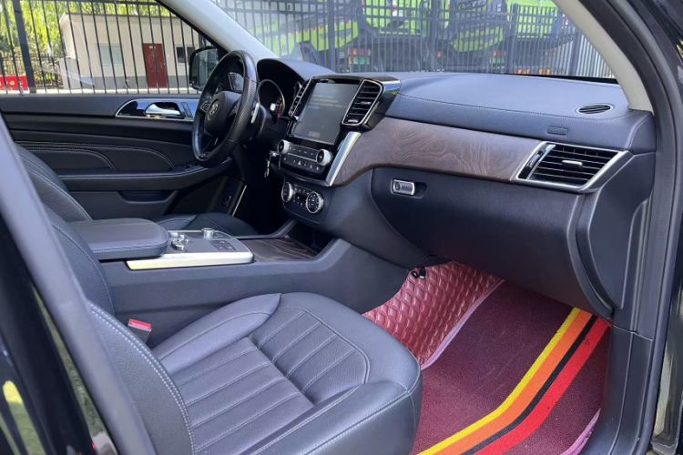 Used BAIC Off-Road BJ90 2021 4.0T Prestige Edition Interior 2