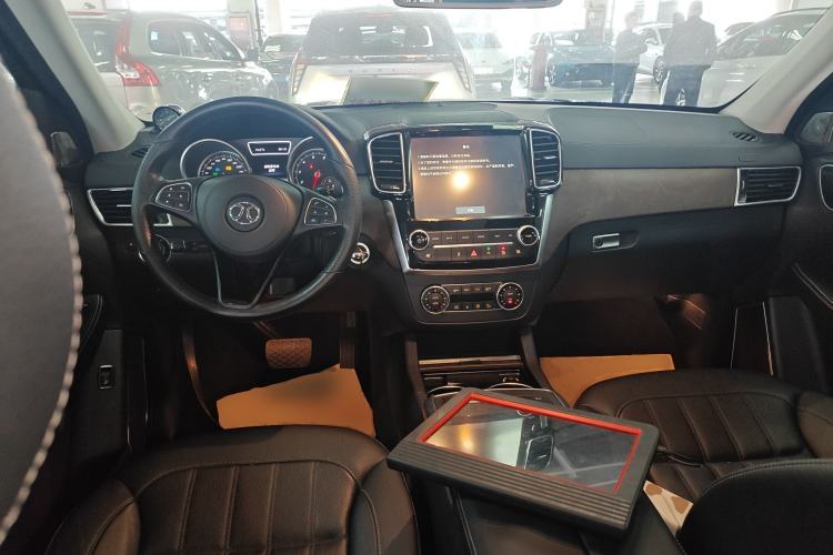 Used BAIC Off-Road BJ90 2021 3.0T Zhenrong Edition Interior 2
