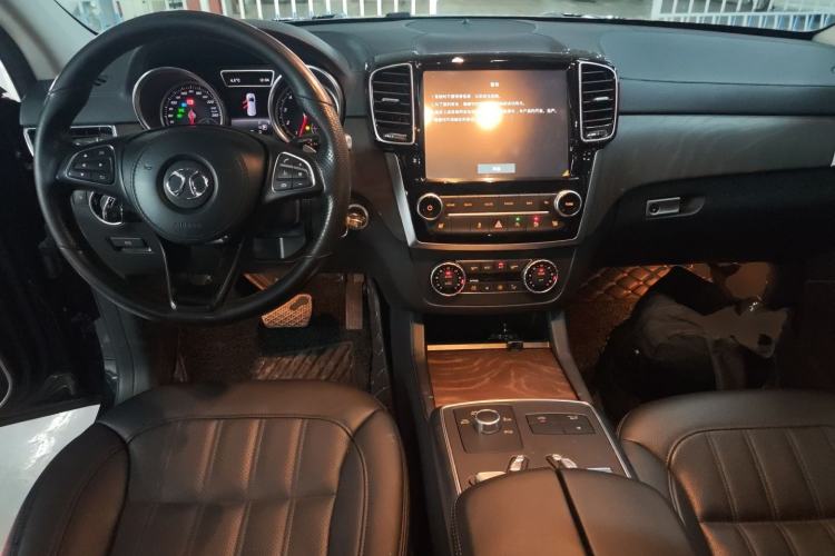 Used BAIC Off-Road BJ90 2021 4.0T Prestige Edition Interior 2
