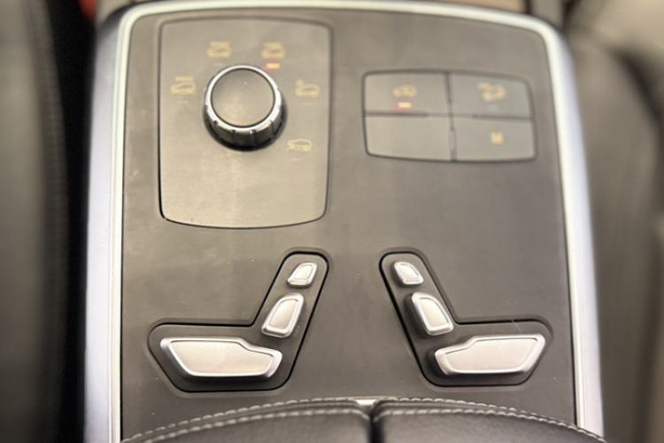 Used BAIC Off-Road BJ90 2021 4.0T Prestige Edition Interior 2