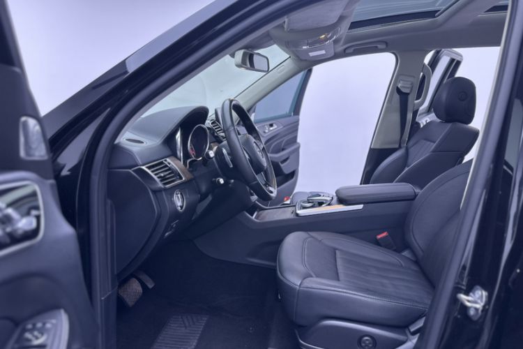 Used BAIC Off-Road BJ90 2021 4.0T Prestige Edition Interior 2