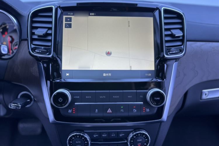 Used BAIC Off-Road BJ90 2021 4.0T Prestige Edition Interior 3