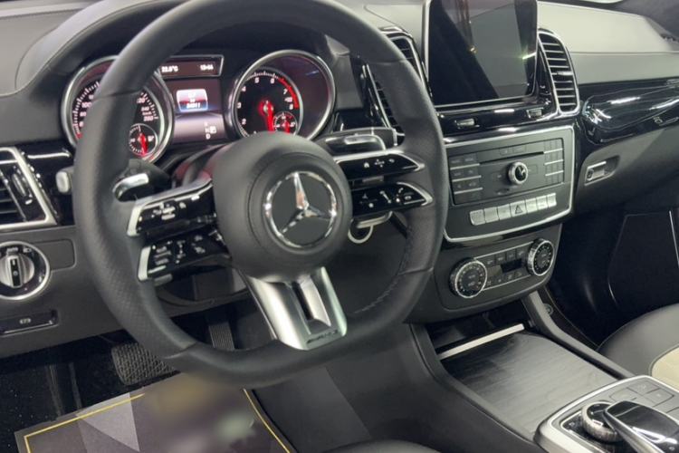Used BAIC Off-Road BJ90 2021 4.0T Prestige Edition Interior 3