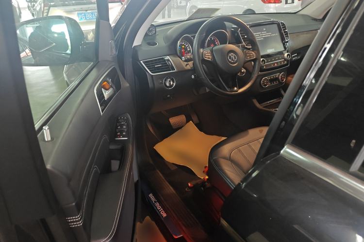 Used BAIC Off-Road BJ90 2021 3.0T Zhenrong Edition Interior 3