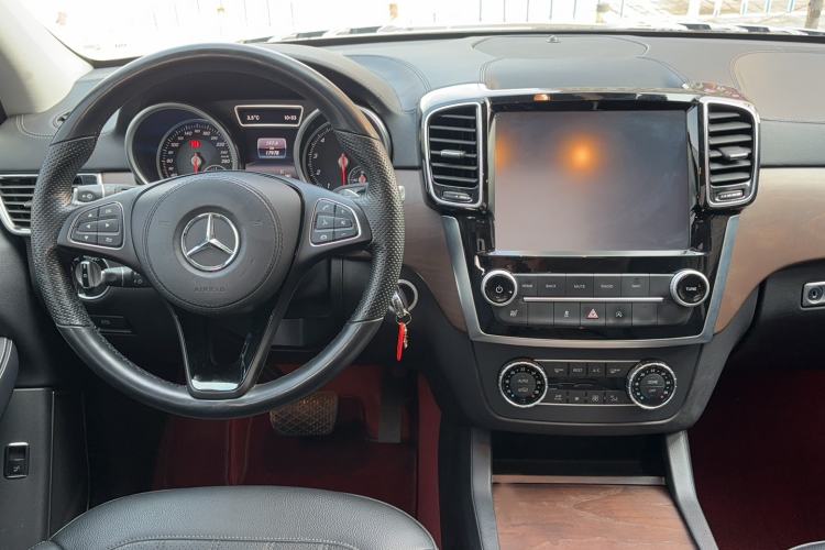 Used BAIC Off-Road BJ90 2021 4.0T Prestige Edition Interior 3