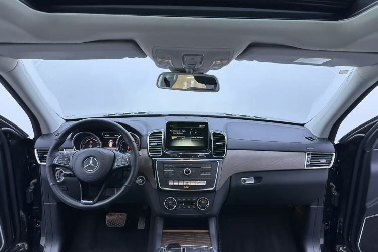 Used BAIC Off-Road BJ90 2021 4.0T Prestige Edition Interior 4