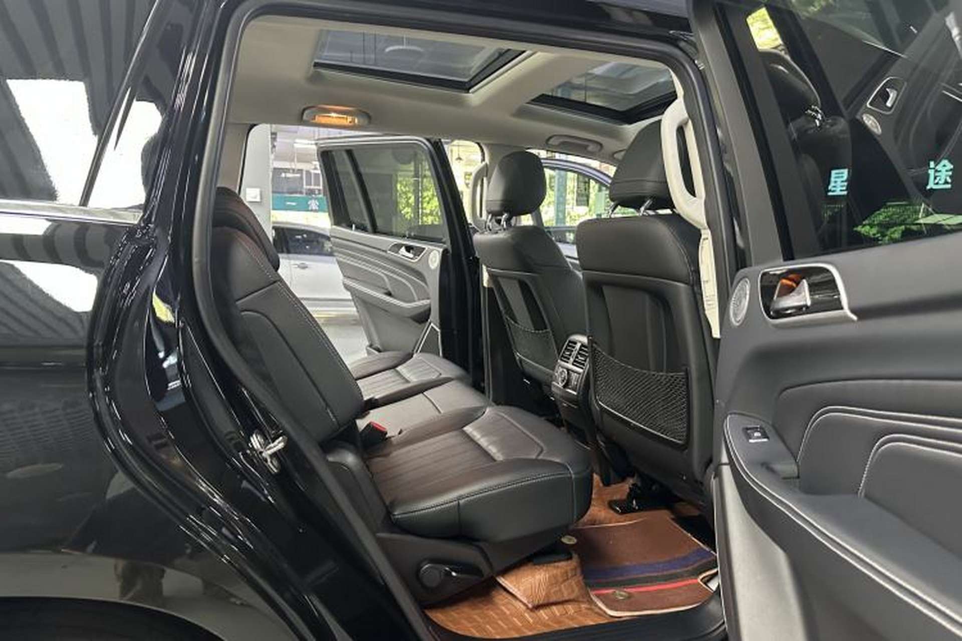 Used BAIC Off-Road BJ90 2021 3.0T Zhenrong Edition Interior 4