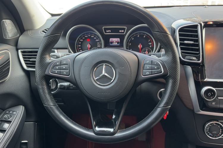 Used BAIC Off-Road BJ90 2021 4.0T Prestige Edition Interior 4