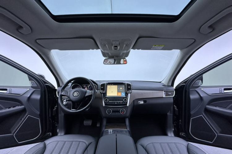 Used BAIC Off-Road BJ90 2021 3.0T Zhenrong Edition Interior 5