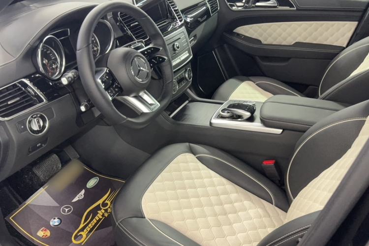 Used BAIC Off-Road BJ90 2021 4.0T Prestige Edition Interior 6