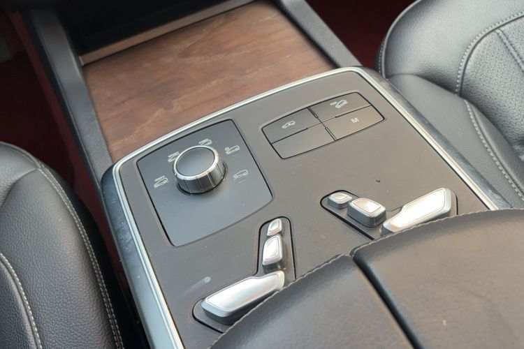 Used BAIC Off-Road BJ90 2021 4.0T Prestige Edition Interior 6