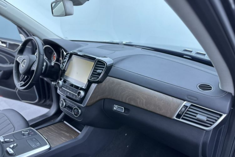 Used BAIC Off-Road BJ90 2021 4.0T Prestige Edition Interior 7