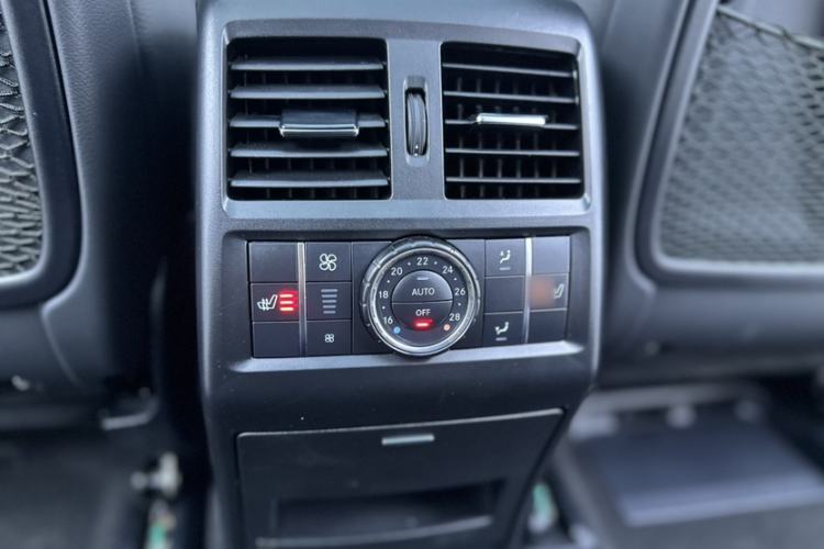 Used BAIC Off-Road BJ90 2021 3.0T Zhenrong Edition Interior 7
