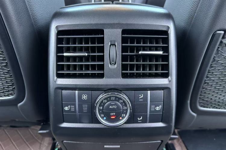 Used BAIC Off-Road BJ90 2021 3.0T Zhenrong Edition Interior 8