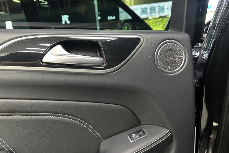 Used BAIC Off-Road BJ90 2021 3.0T Zhenrong Edition Interior 8