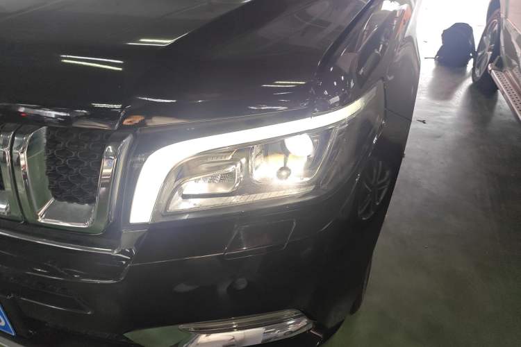 Used BAIC Off-Road BJ90 2021 3.0T Zhenrong Edition Left Front Headlight
