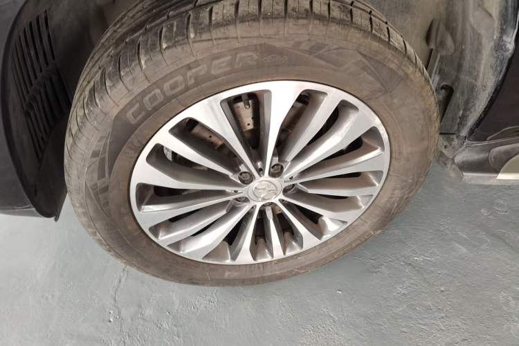 Used BAIC Off-Road BJ90 2021 4.0T Prestige Edition Left Front Wheel Hub