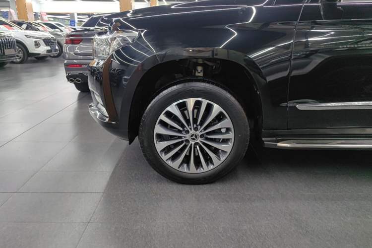 Used BAIC Off-Road BJ90 2021 3.0T Zhenrong Edition Left Front Wheel Hub