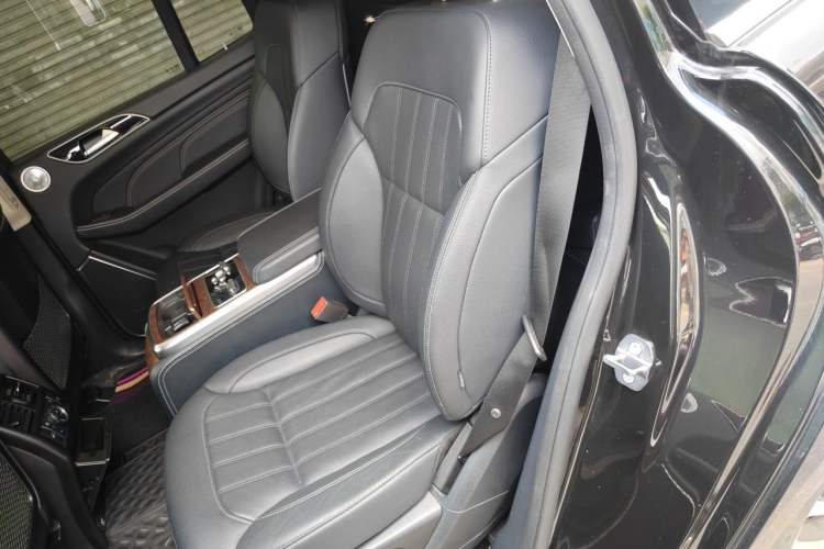Used BAIC Off-Road BJ90 2021 4.0T Prestige Edition Left Rear Seat