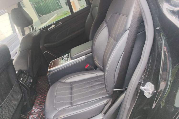 Used BAIC Off-Road BJ90 2021 4.0T Prestige Edition Left Rear Seat