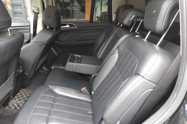 Used BAIC Off-Road BJ90 2021 3.0T Zhenrong Edition Left Rear Seat