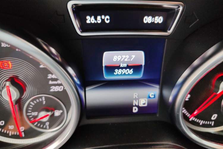 Used BAIC Off-Road BJ90 2021 3.0T Zhenrong Edition Odometer Close Up