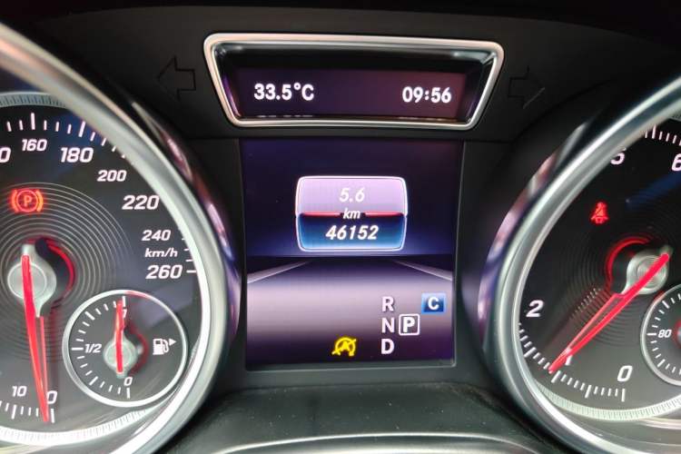 Used BAIC Off-Road BJ90 2021 4.0T Prestige Edition Odometer Close Up