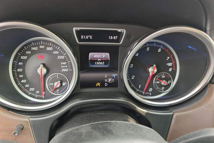 Used BAIC Off-Road BJ90 2021 4.0T Prestige Edition Odometer Close Up