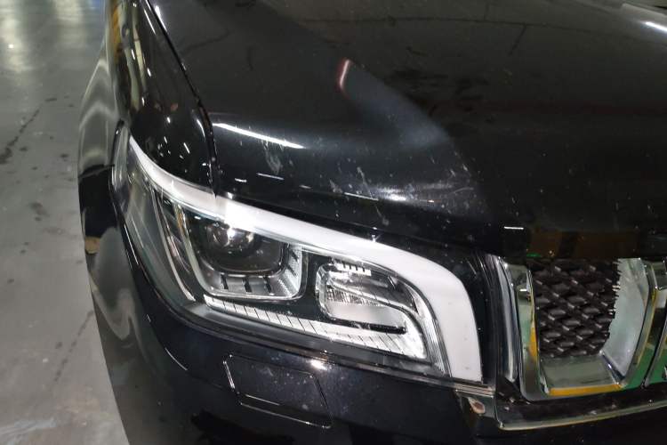 Used BAIC Off-Road BJ90 2021 3.0T Zhenrong Edition Right Front Headlight