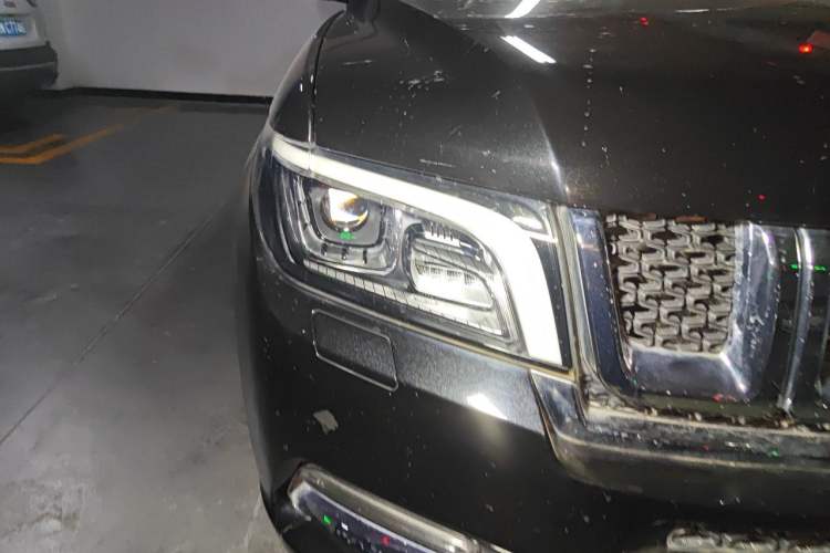 Used BAIC Off-Road BJ90 2021 3.0T Zhenrong Edition Right Front Headlight