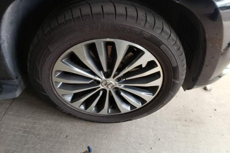 Used BAIC Off-Road BJ90 2021 4.0T Prestige Edition Right Front Wheel Hub