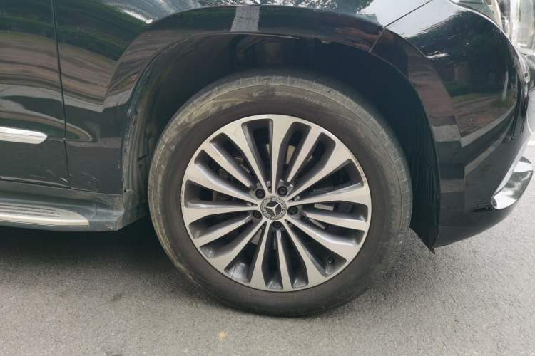 Used BAIC Off-Road BJ90 2021 3.0T Zhenrong Edition Right Front Wheel Hub