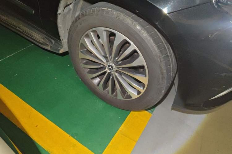 Used BAIC Off-Road BJ90 2021 3.0T Zhenrong Edition Right Front Wheel Hub