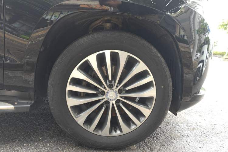 Used BAIC Off-Road BJ90 2021 3.0T Zhenrong Edition Right Front Wheel Hub