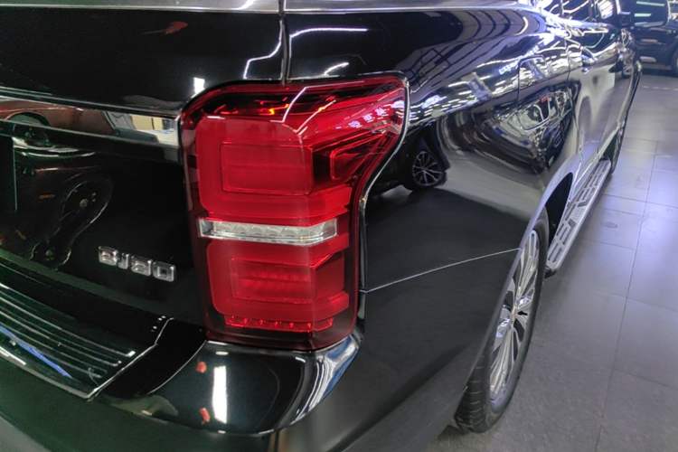 Used BAIC Off-Road BJ90 2021 3.0T Zhenrong Edition Right Rear Taillight