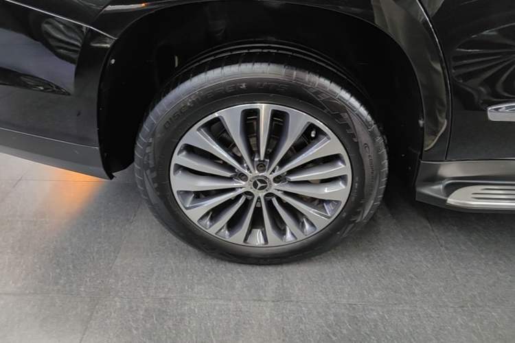 Used BAIC Off-Road BJ90 2021 3.0T Zhenrong Edition Right Rear Wheel Hub