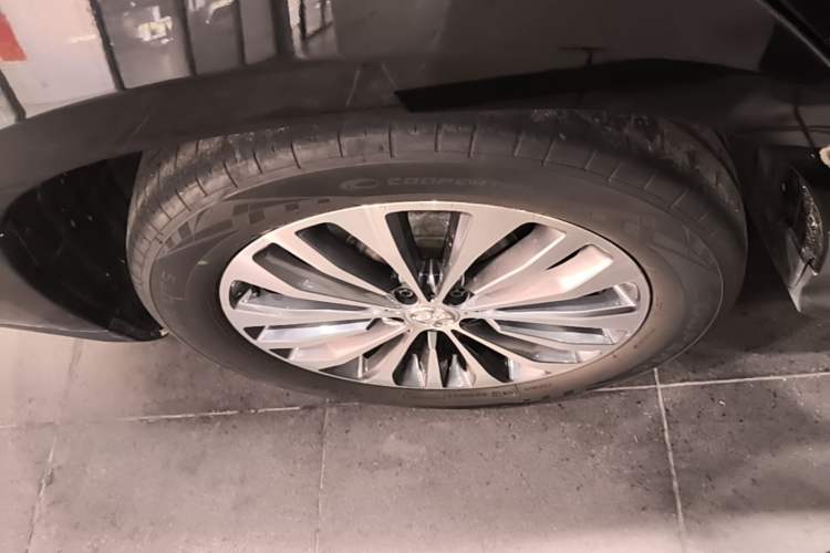 Used BAIC Off-Road BJ90 2021 4.0T Prestige Edition Right Rear Wheel Hub