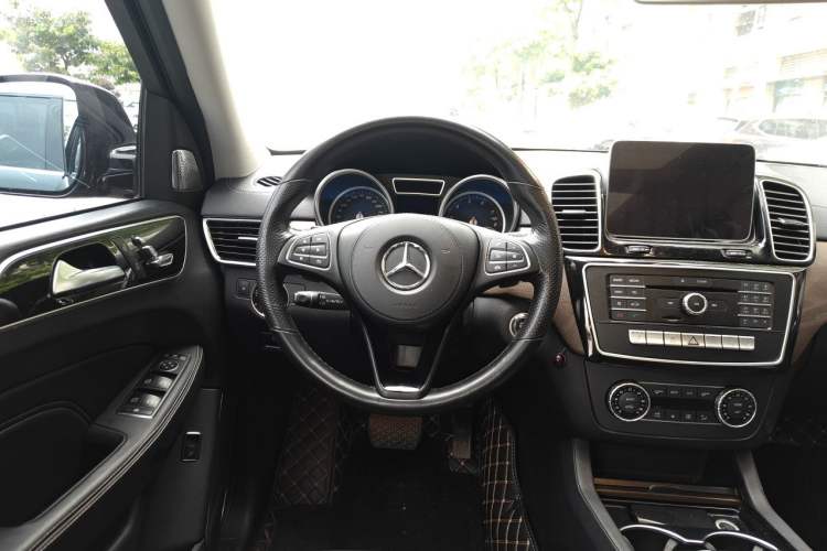 Used BAIC Off-Road BJ90 2021 3.0T Zhenrong Edition Steering Wheel