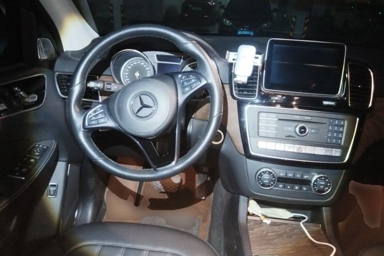 Used BAIC Off-Road BJ90 2021 3.0T Zhenrong Edition Steering Wheel