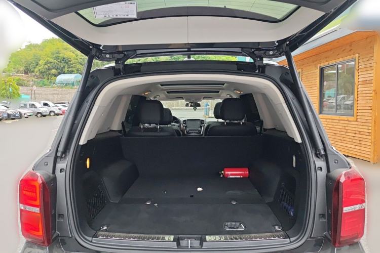 Used BAIC Off-Road BJ90 2021 4.0T Prestige Edition Trunk