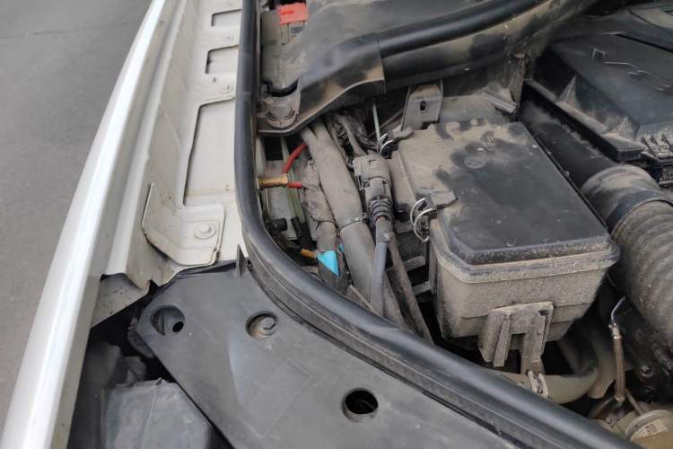 Used BAIC Off-Road BJ90 2021 4.0T Prestige Edition Engine Bay Right