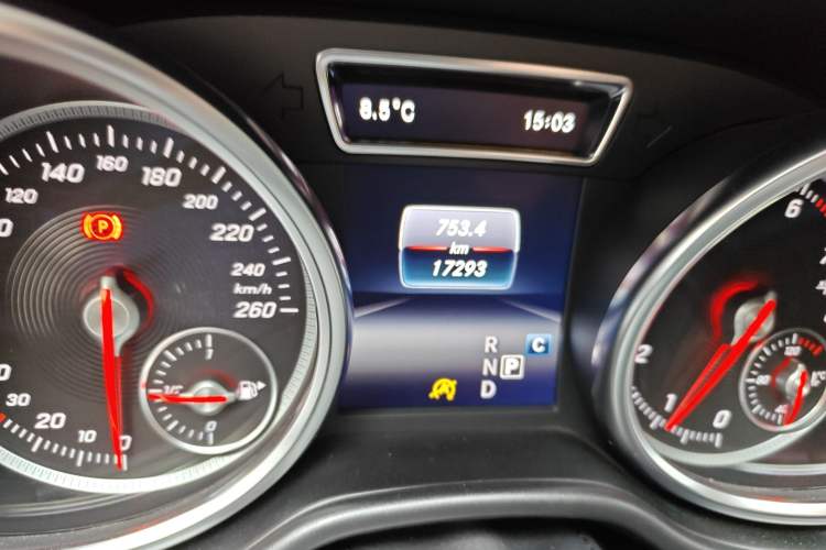 Used BAIC Off-Road BJ90 2021 3.0T Zhenrong Edition Odometer Close Up