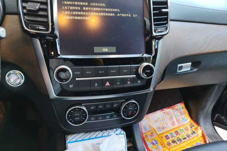 Used BAIC Off-Road BJ90 2023 3.0T Classic Edition Shanhe Edition Knight Edition Audio And AC Panel