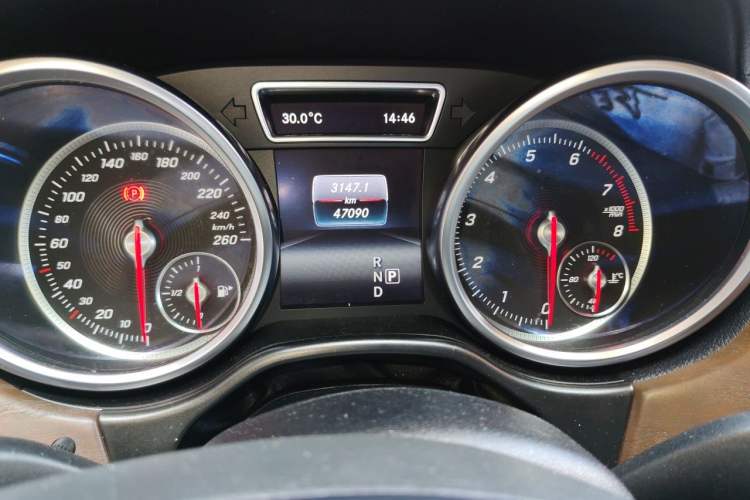 Used BAIC Off-Road BJ90 2023 3.0T Classic Edition Shanhe Edition Knight Edition Odometer Close Up