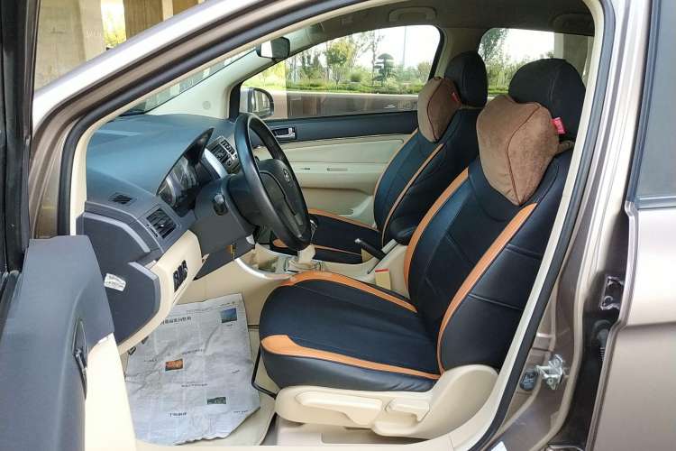 Used BAIC Off-Road E Series 2012 Hatchback 1.3L Manual Liking Edition Left Front Seat