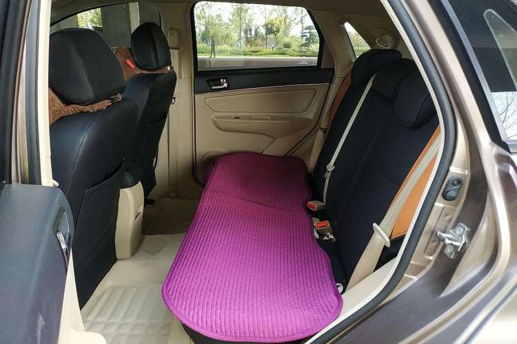 Used BAIC Off-Road E Series 2012 Hatchback 1.3L Manual Liking Edition Left Rear Seat
