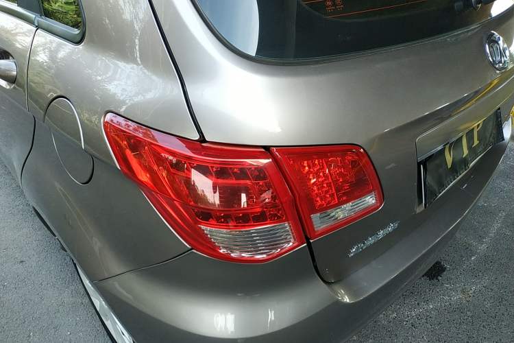 Used BAIC Off-Road E Series 2012 Hatchback 1.3L Manual Liking Edition Left Rear Taillight